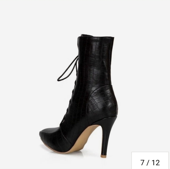 NWT CUTE Ankle Boots - Picture 2 of 6